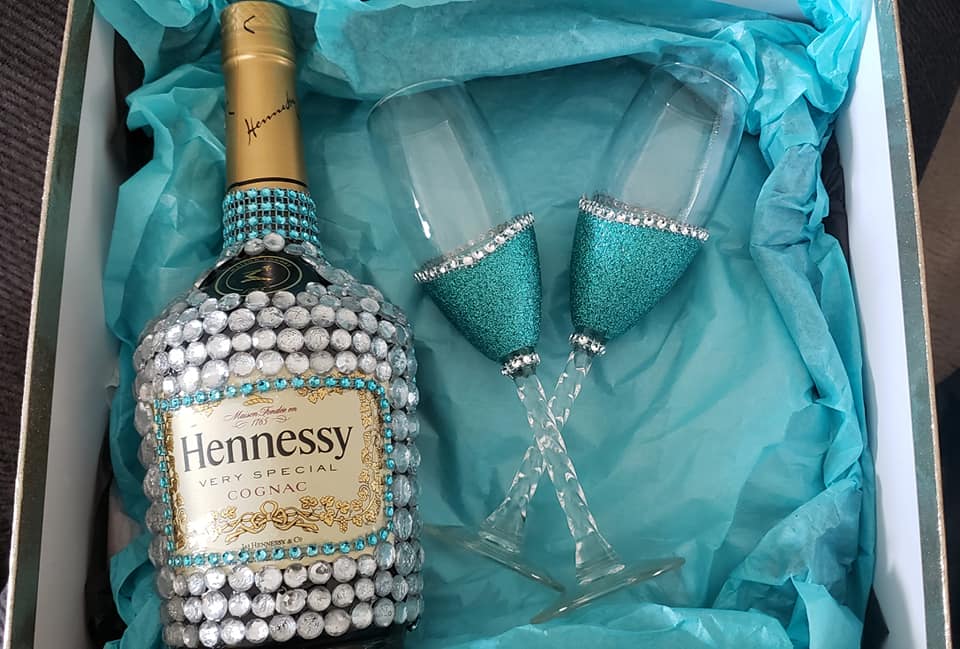 Spirits & Wine Glass Gift Set "Hennessy gift set"